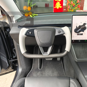 Volant Yoke pour <span class=keywords><strong>Tesla</strong></span> <span class=keywords><strong>Model</strong></span> <span class=keywords><strong>3</strong></span> Highland <span class=keywords><strong>Model</strong></span> Y Juniper, en Alcantara et cuir Nappa, chauffant, accessoires de course automobile - Product Image 3