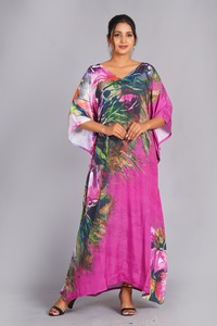 Hermosa Túnica Kaftan de Algodón Rosa de Talla Grande, Estilo Lujoso, con Estampado Floral Hecho a Mano, Ropa de Estar por Casa, Disponible a Precio de Mayoreo - Product Image 4