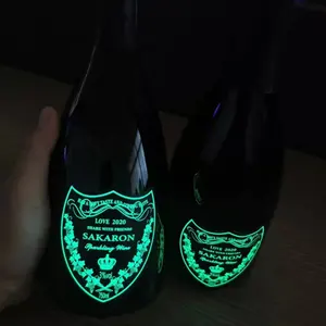 Etiqueta de luz do vinho do champanhe