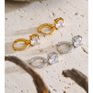 JINYOU 5842 Pendientes de <span class=keywords><strong>Aro</strong></span> con Circonitas Cúbicas Engastadas, Acero Inoxidable, Chapado en <span class=keywords><strong>Oro</strong></span> de 16K - Product Image 4