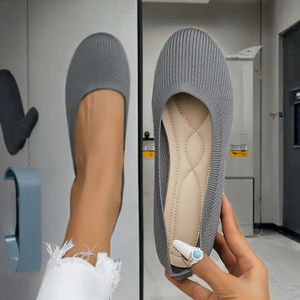 European Women's Plus Size Flat Shoes American New Style Casual Slippers Anti-Slippery Soft PU Insole Light Weight Slip-On - Product Image 3