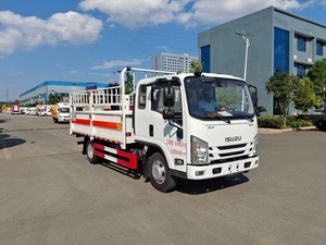 Camión de Carga ISUZU con Chasis de 2 Toneladas 4*2 para el Transporte de Mercancías Peligrosas - Product Image 6
