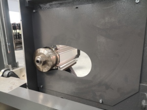 Serra de Corte de Alta Eficiência Totalmente Automática com Duas Cabeças - Serra de Corte de Cabeça Dupla - Serra de Esquadria para Corte de Perfis de Alumínio - CE - Product Image 6
