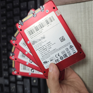 Matériel et logiciels informatiques d'occasion en gros, 100 % testés et fonctionnels, à bas prix, SSD SATA 2,5 pouces 128 Go et 120 Go. - Product Image 4