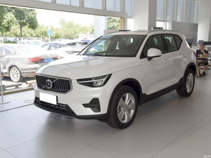 2024 pour <span class=keywords><strong>Volvo</strong></span> <span class=keywords><strong>XC40</strong></span> B3 2.0T 163 ch <span class=keywords><strong>Hybride</strong></span> à énergie nouvelle SUV compact Voitures d'occasion de qualité provenant d'un fournisseur automobile chinois - Product Image 2