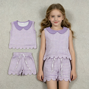 Nouvel ensemble décontracté 2 pièces pour filles : haut sans manches à col Peter Pan festonné et short à motif écossais violet – Tenue d'été - Product Image 1