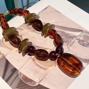 Vintage Geometric Acrylic Resin & Lucite <b>Beaded</b> <b>Necklace</b> Amber Color Women's Party Jewelry - Product Image 3