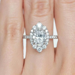 Anello a Forma di Marquise Ovale Stile Matrimoniale per Donne - Product Image 4