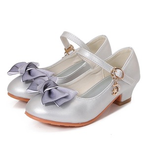 2026 New Girls' Princess Shoes Spring & Autumn Kids Soft Sole Red Leather Shoes Little Girls Bow Anti-slip High Heels - Product Image 2