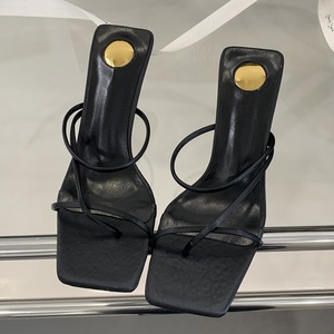 2025 Summer Collection New Korean Style Mid-Heel Lace-up <b>Flip</b>-<b>Flops</b> Non-Slip Sandals for Women High Heel <b>Slippers</b> - Product Image 6