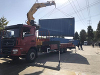 Grue à flèche articulée montée sur camion HY240Z de 12 tonnes à commande à distance pour la construction et les levages lourds