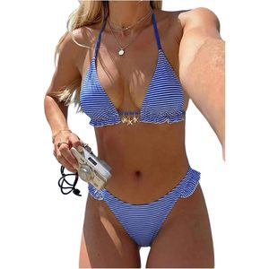 FOXA Ensemble bikini rayé 2 pièces pour femme, haut à bretelles avec bordure à volants, maillot de bain string - Product Image 1