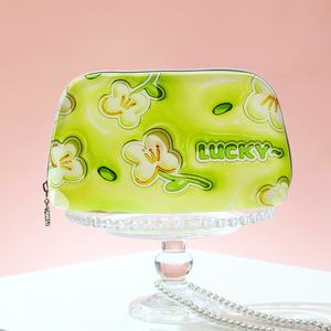 Vente en gros <span class=keywords><strong>de</strong></span> trousse <span class=keywords><strong>de</strong></span> toilette TPU tendance, pochette cosmétique <span class=keywords><strong>de</strong></span> voyage à motif animal mignon personnalisée avec fermeture à glissière durable - Product Image 3