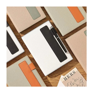 สมุดโน๊ตขอบหนังมีห่วงใส่ปากกาสำหรับเป็นของที่ระลึกของฟรีสำหรับ A5ไดอารี่แบบมินิมอล - Product Image 1