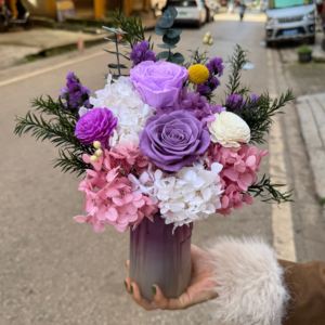 2025 cadeaux de saint valentin pour toujours <span class=keywords><strong>rose</strong></span> éternelle pour toujours bouquets de fleurs fleurs séchées bouquet de roses conservées <span class=keywords><strong>avec</strong></span> <span class=keywords><strong>vase</strong></span> - Product Image 1