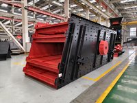 Usine de concassage de pierres complète de 200 TPH avec concasseur à mâchoires et concasseur à cône pour le granit
