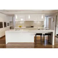 European Frameless Style Luxury High Gloss White Lacquer Modern Kitchen with Man Made Island Quartz Stone Waterfall