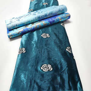 Vente chaude velours bas nigérian dentelle tissu avec paillettes brillantes et paillettes broderie pour tenues de mariée 5 Yards minimum de commande - Product Image 2