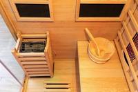 Sauna infrarouge intérieur en bois de pruche canadienne avec panneau de commande informatique et poêle électrique