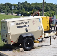 Compresseur d'air mobile diesel portable de petit volume d'occasion Ingersoll Rand 185CFM 8bar 42kw