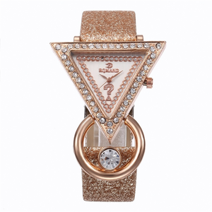 Montres pour femmes LP44, design créatif, cadran triangulaire, <span class=keywords><strong>montre</strong></span>-bracelet pour femmes, collier, boucles d'oreilles, bagues, ensemble de quatre pièces, cadeaux pour femmes - Product Image 6