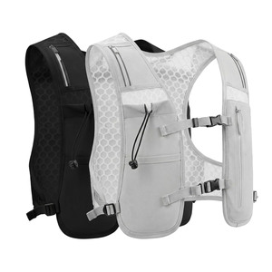 Gilet de sport unisexe léger avec poches pour téléphone, bouteille d'eau et rangement pour course à pied, randonnée, cyclisme et trekking - Product Image 1