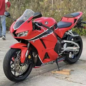Motocicleta Deportiva Usada Honda CBR600, Motor <span class=keywords><strong>de</strong></span> 4 Cilindros en Línea, Alta Potencia, Frenos Radiales, <span class=keywords><strong>Gasolina</strong></span> - Product Image 4