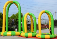 Structure gonflable commerciale en PVC blanc avec jeux de saut, cordes de saut et trampoline