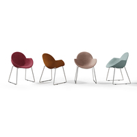 Fauteuil inclinable moderne en tissu, léger et durable, avec base métallique pivotante, idéal pour les zones d'accueil des écoles et des hôpitaux