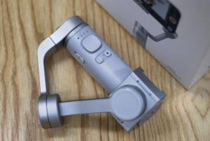 Stock now OEM order Capture <span class=keywords><strong>stabilizzatore</strong></span> cardanico a 3 assi per telefono Selfie Motor palmare Pocket funzionale Mobile Gimbal - Product Image 5