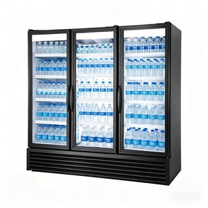 Vitrine de présentation à 3 portes avec grande capacité pour la mise en valeur de produits de boissons en grande quantité - Product Image 2