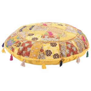 Coussin de sol traditionnel indien en coton patchwork Khambadiya avec pompons - Product Image 1