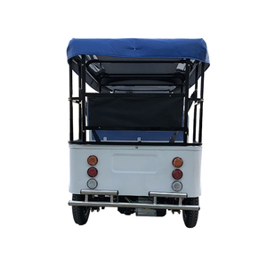 Triciclo de Pasajeros Tipo Rickshaw Abierto para 7 Personas, Triciclo Usado para Adultos en Venta - Product Image 2