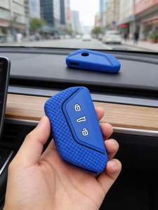 Housse de clé en silicone nid d'abeille pour VW <span class=keywords><strong>Golf</strong></span> 8 Mk8 GTI R ID.4 ID.3 Skoda Octavia Seat Leon - Étui de télécommande antidérapant et antichoc - Product Image 1