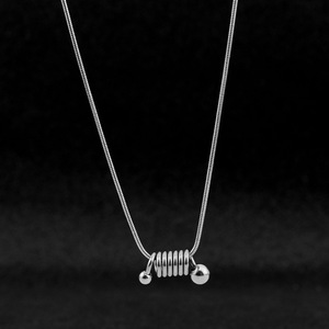Collier unisexe rétro en acier titane avec perles décoratives, chaîne serpent, bijoux de mode, vente en gros - Product Image 2