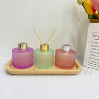 Bouteille d'aromathérapie ronde mate tendance pour la maison, 120 ml, bouteille en verre vide pour diffuseur d'arômes sans flamme pour voiture, vente en gros
