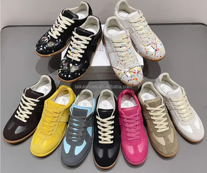 Nuove Scarpe Sportive Tedesche in Vera Pelle, Leggere e Traspiranti, Sneaker Unisex Personalizzabili - Product Image 1