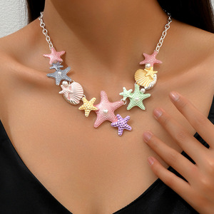 Collana da Donna con Ciondolo a Stella Marina e Conchiglia - Smalto Multicolore, Placcato Argento, <span class=keywords><strong>Dettagli</strong></span> Perla - Gioielli Boho per Vacanze - Product Image 1