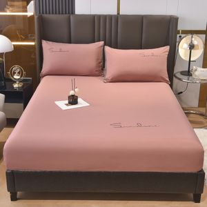 Nuova Coperta Singola di Lusso con Ricami Leggeri - Product Image 5