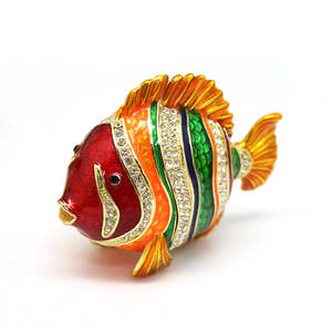 SHINNYGIFTS маленькая металлическая эмалированная коробка для безделушек с разноцветными рыбками, оптовая продажа украшенных драгоценностями коробок для безделушек - Product Image 2