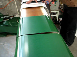 Yüksek frekanslı yüksek kaliteli PVC taşıyıcı bantlar kesme makinesi/konveyör kemer kesme makinası doğrudan satış için - Product Image 5