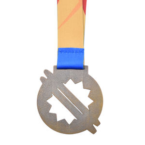 Medalla y trofeos de metal hueco personalizados chapados en oro antiguo diseñados por proveedores de China Medallas exclusivas de Mara Oahchon - Product Image 2