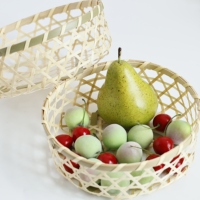 Paniers en bambou tissés à la main, bambou écologique, adaptés aux restaurants, aux pique-niques et aux cuisines. Tailles personnalisables disponibles