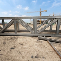 Structure de pont de stade en treillis d'acier préfabriqué robuste, colonne en acier à treillis, peinture automatique, soudage, découpe