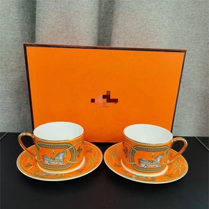 ชุดกาแฟพร้อมจานรองสุดหรูขายดีที่สุดสำหรับห้องนั่งเล่นในกล่องของขวัญ - Product Image 1