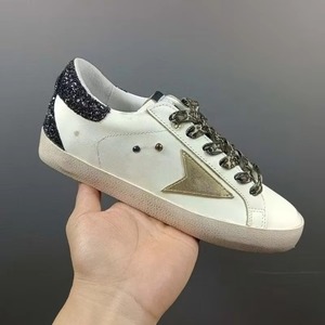 Zapatillas deportivas unisex de lujo con cordones, de diseño, con parte superior de colores mixtos, para invierno, primavera, otoño, estilo universitario. - Product Image 4