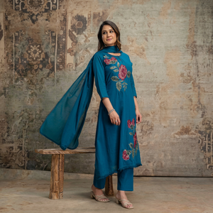 Ensemble Kurti, pantalon et dupatta pour femme Twin Feet, en coton Mul de qualité supérieure, brodé au point de croix, couleur vin, séchage rapide, été, longueur genou - Product Image 1