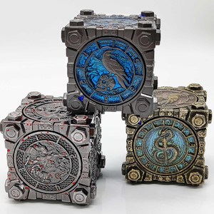Cubo Metálico Cuadrado Popular para Jugar con los Dedos, 7 en 1, Dados Giratorios DND para Juegos de Mesa - Product Image 1