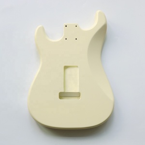 Corpo <span class=keywords><strong>Chitarra</strong></span> ST in Legno di Ontano Crema Vintage da 45mm Finitura <span class=keywords><strong>Satinata</strong></span> alla Nitro Configurazione SSH per Kit Fai-da-te di Chitarre Elettriche Artigianali di Grande Successo - Product Image 5