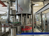 Ligne de production d'eau complète automatique/machine de remplissage eau/usine pour les petites entreprises